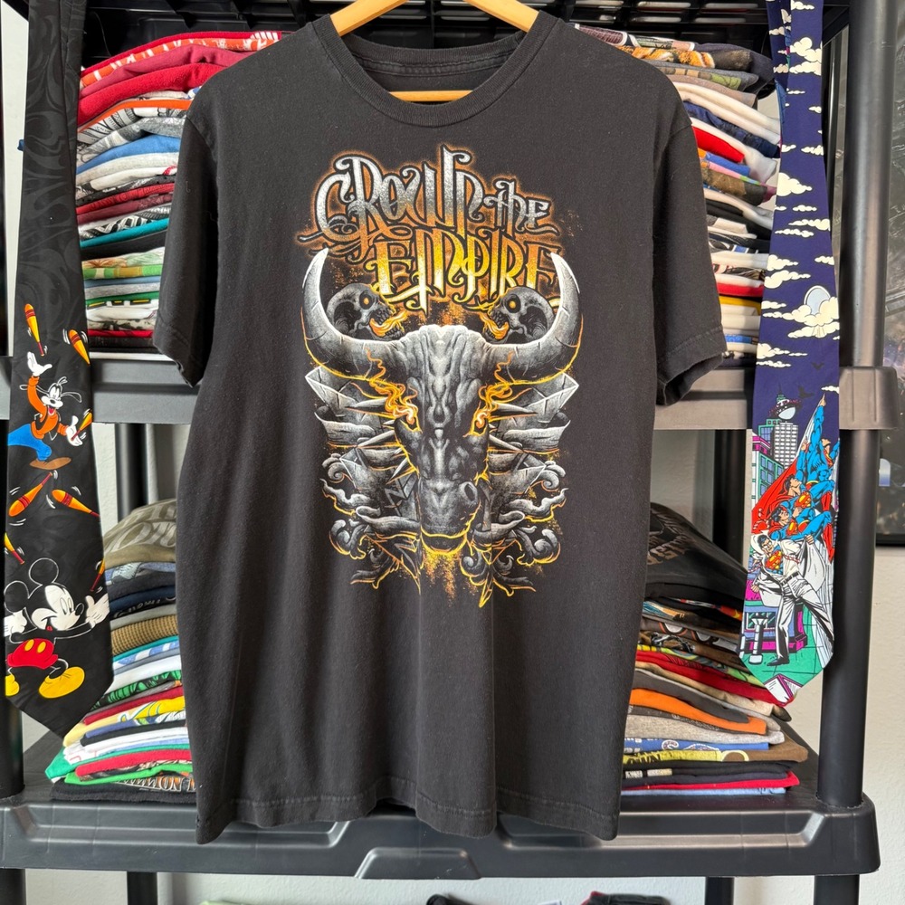 Y2K Black Crown The Empire Bull Graphic Band T Shirt Large / M